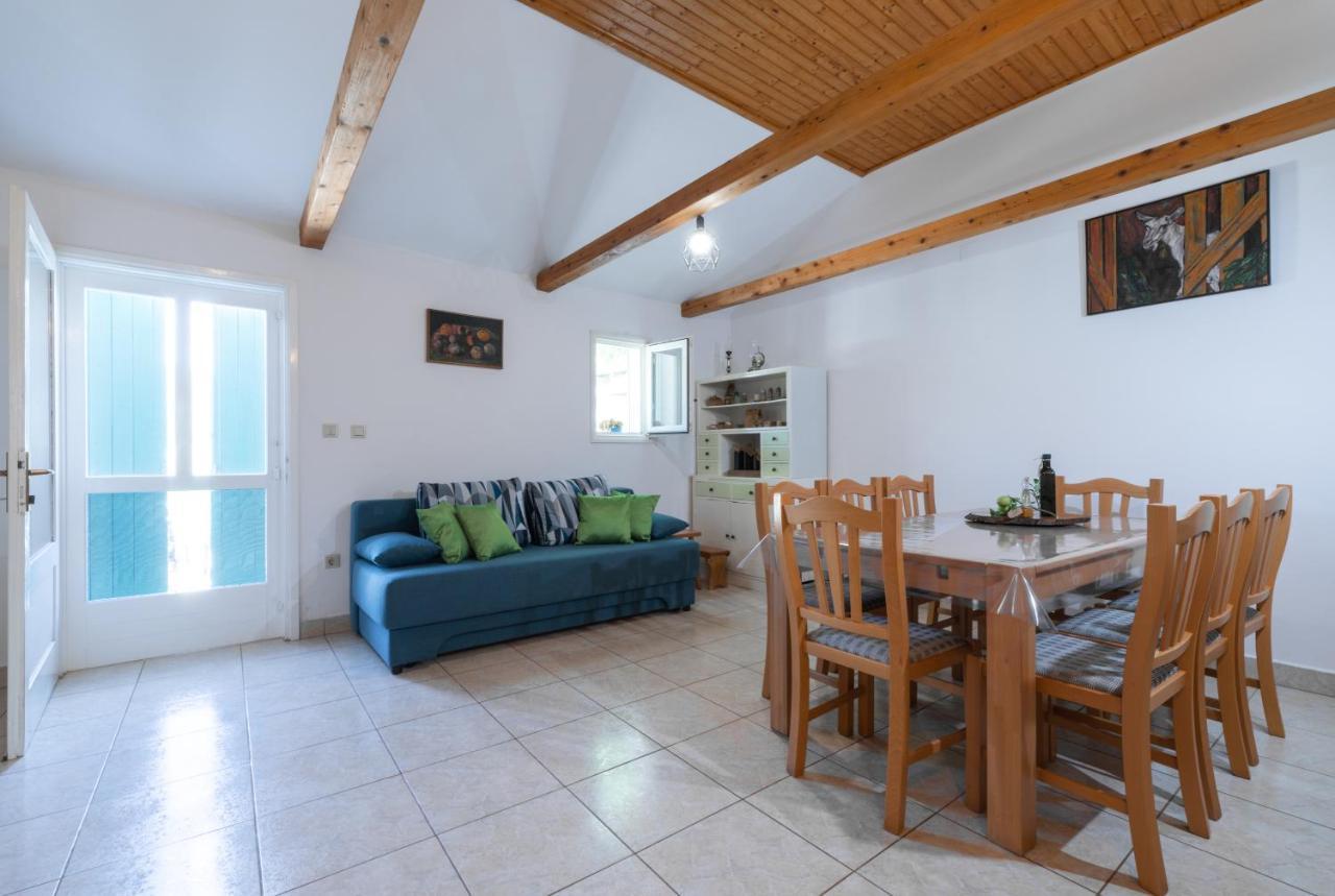 Holiday Home Liberan Vela Luka Exteriör bild
