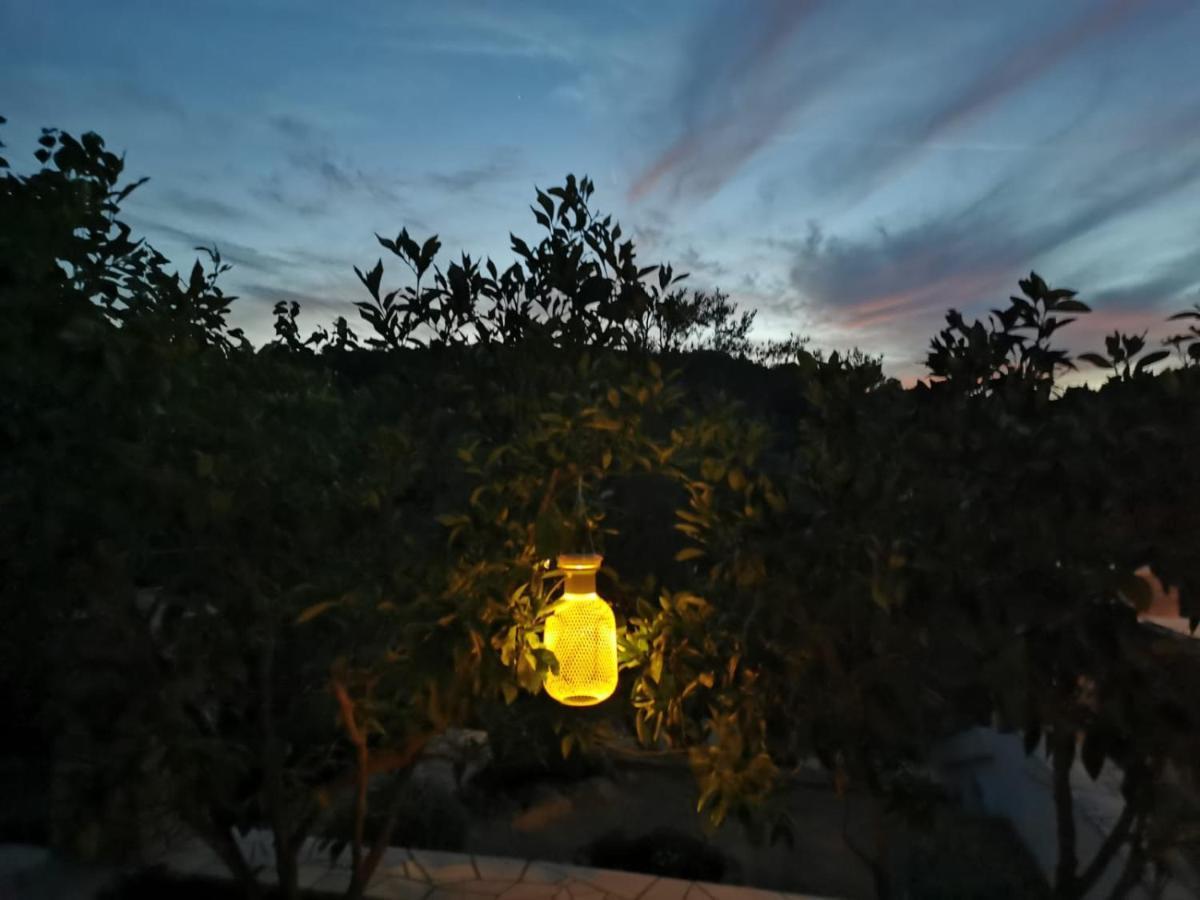 Holiday Home Liberan Vela Luka Exteriör bild